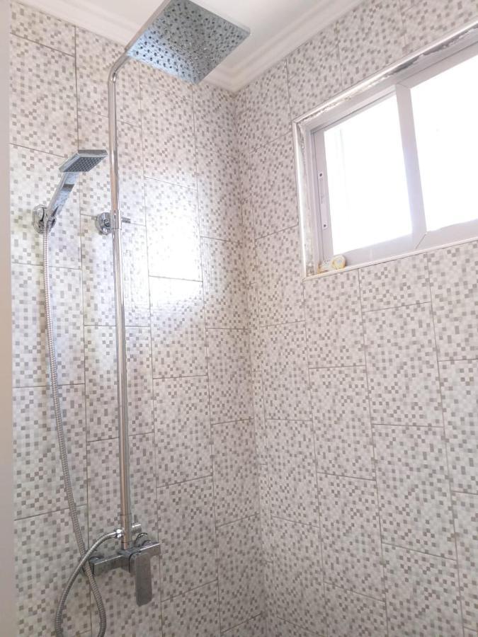 Bernis Hostel モアルボアル エクステリア 写真