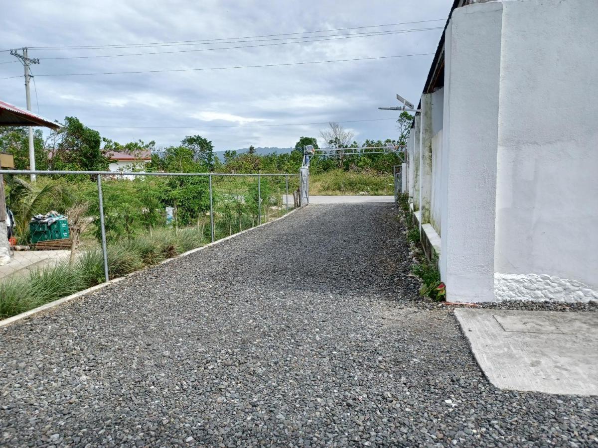Bernis Hostel モアルボアル エクステリア 写真
